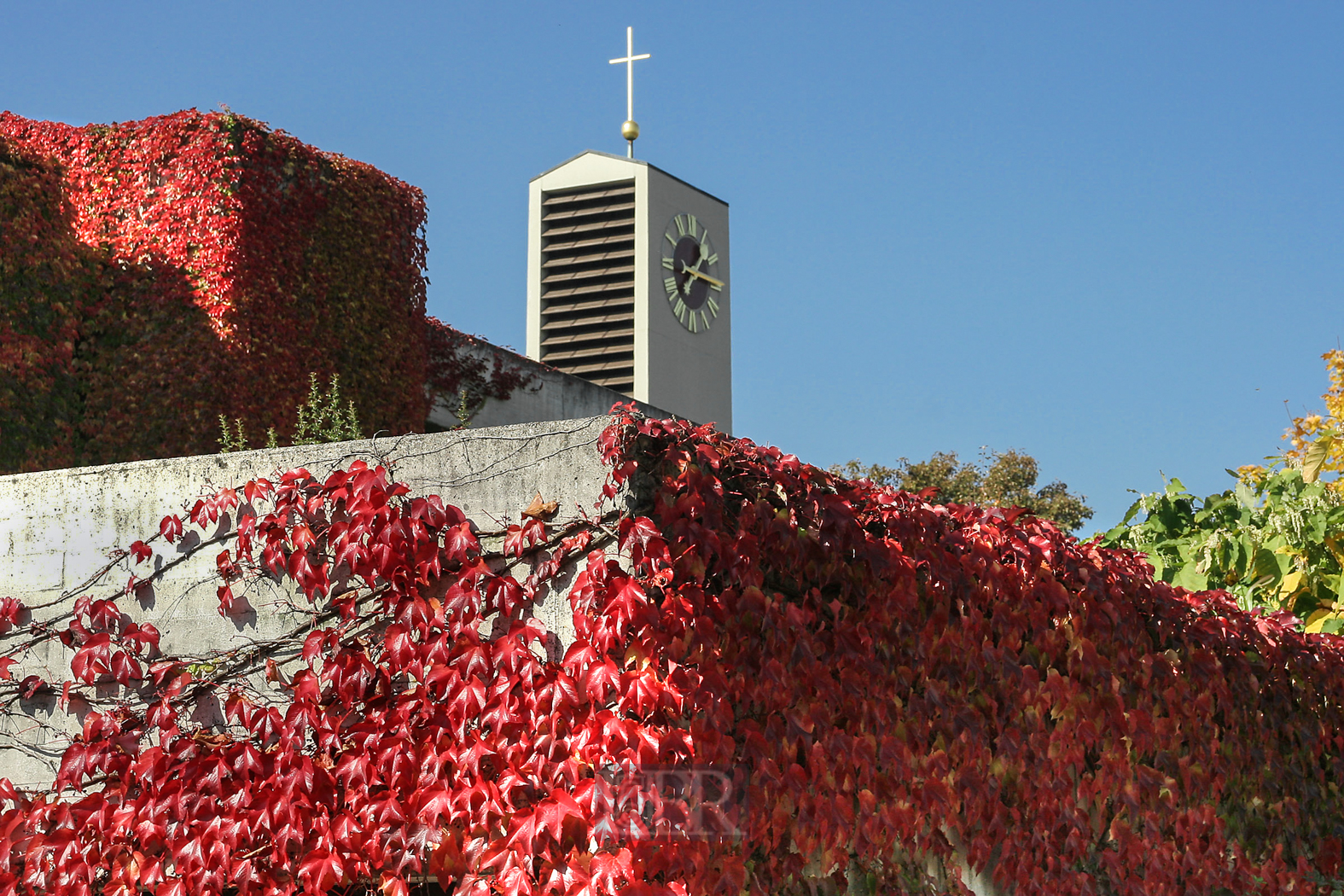 kirchturm_und_wein_02