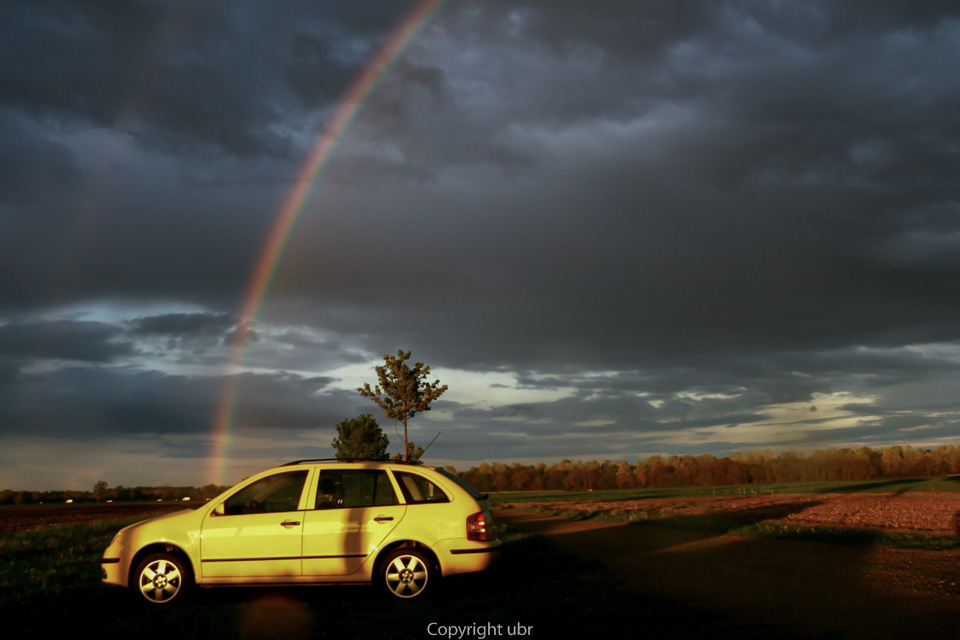 skoda_mit_regenbogen_02