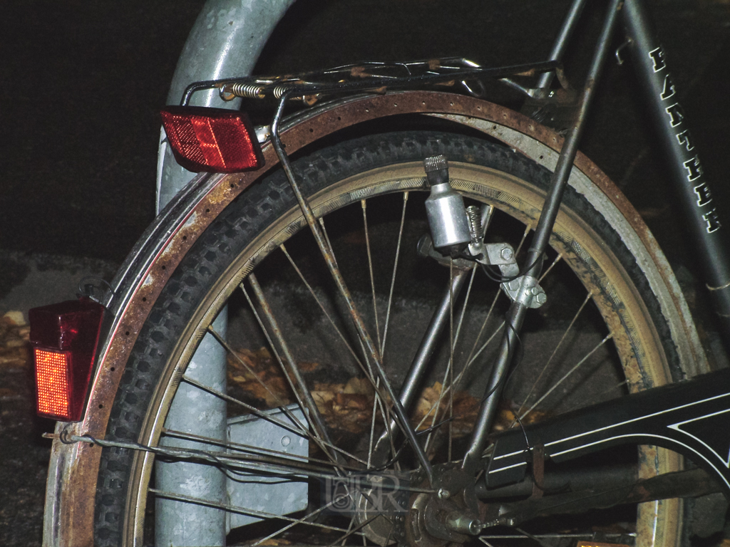 Vater's Fahrrad vor dem Exitus