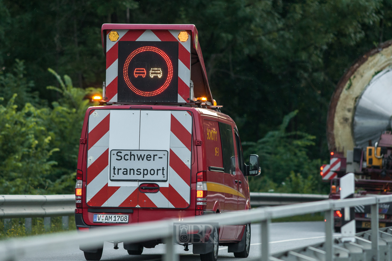 schwertransport_01