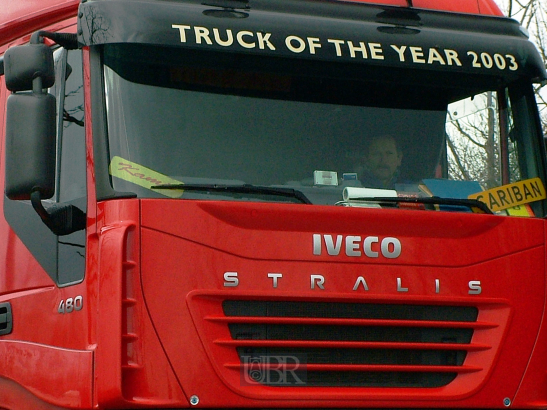 truck_iveco_rot_03