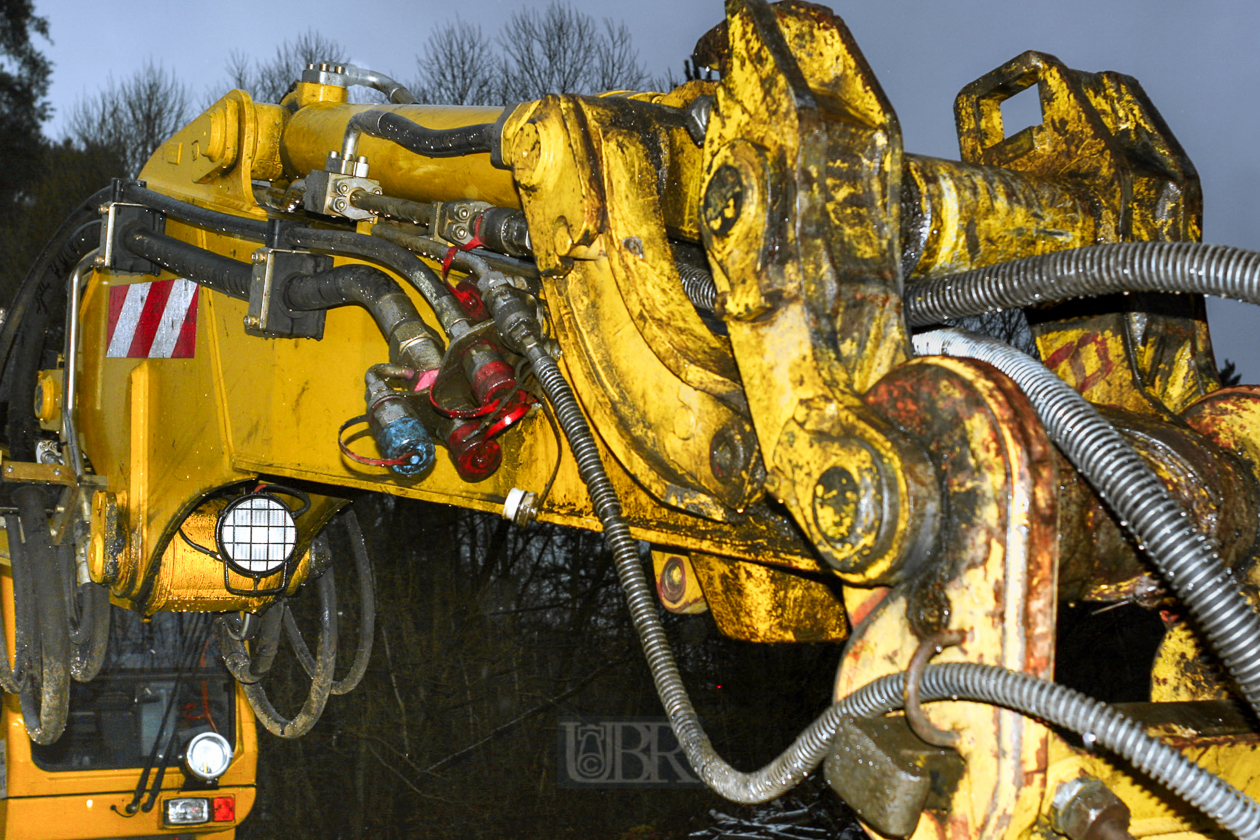 bagger_strasse_schiene_02