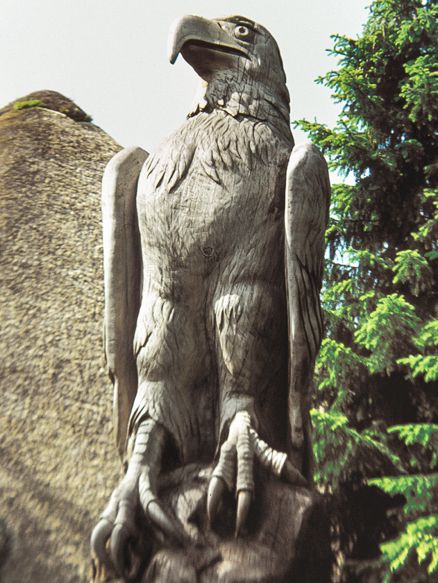 00_adler_statue