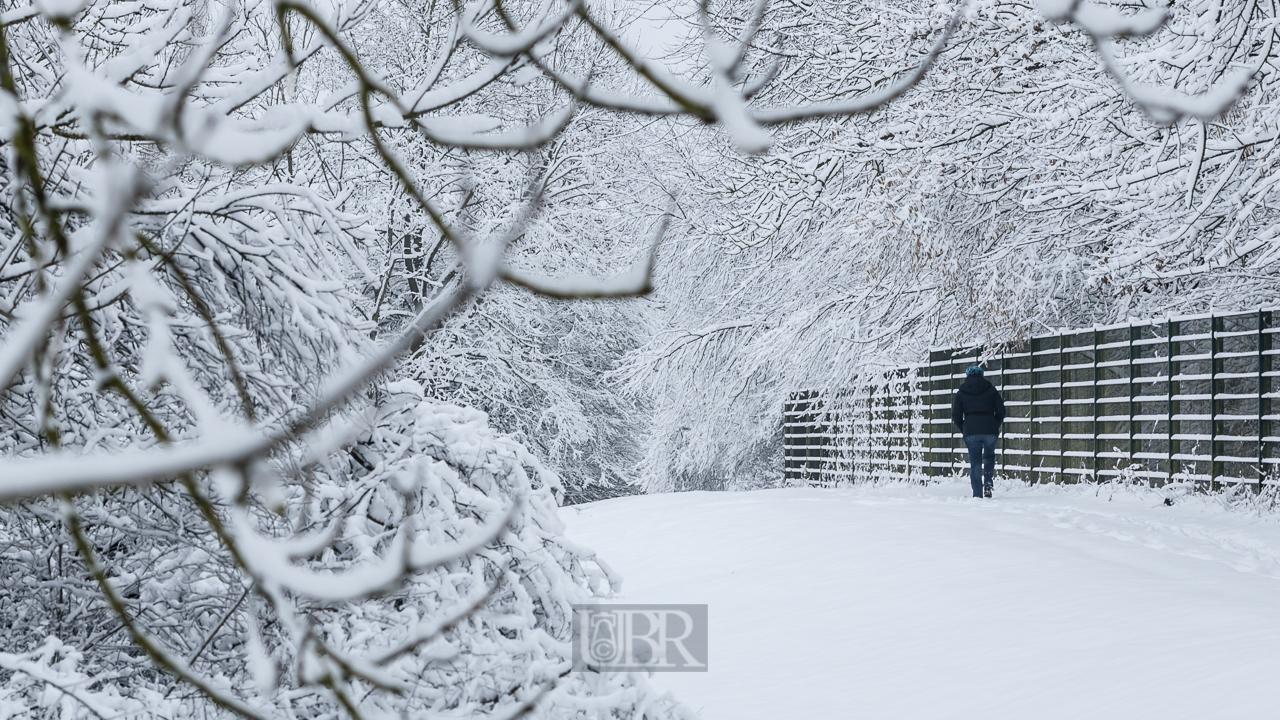 Winterspaziergang auf dem Isardamm bei Dietersheim