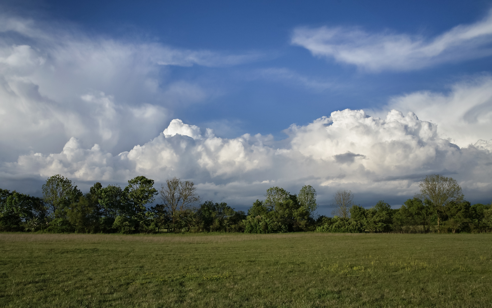 garchinger_heide_09_weitwinkel_wolken