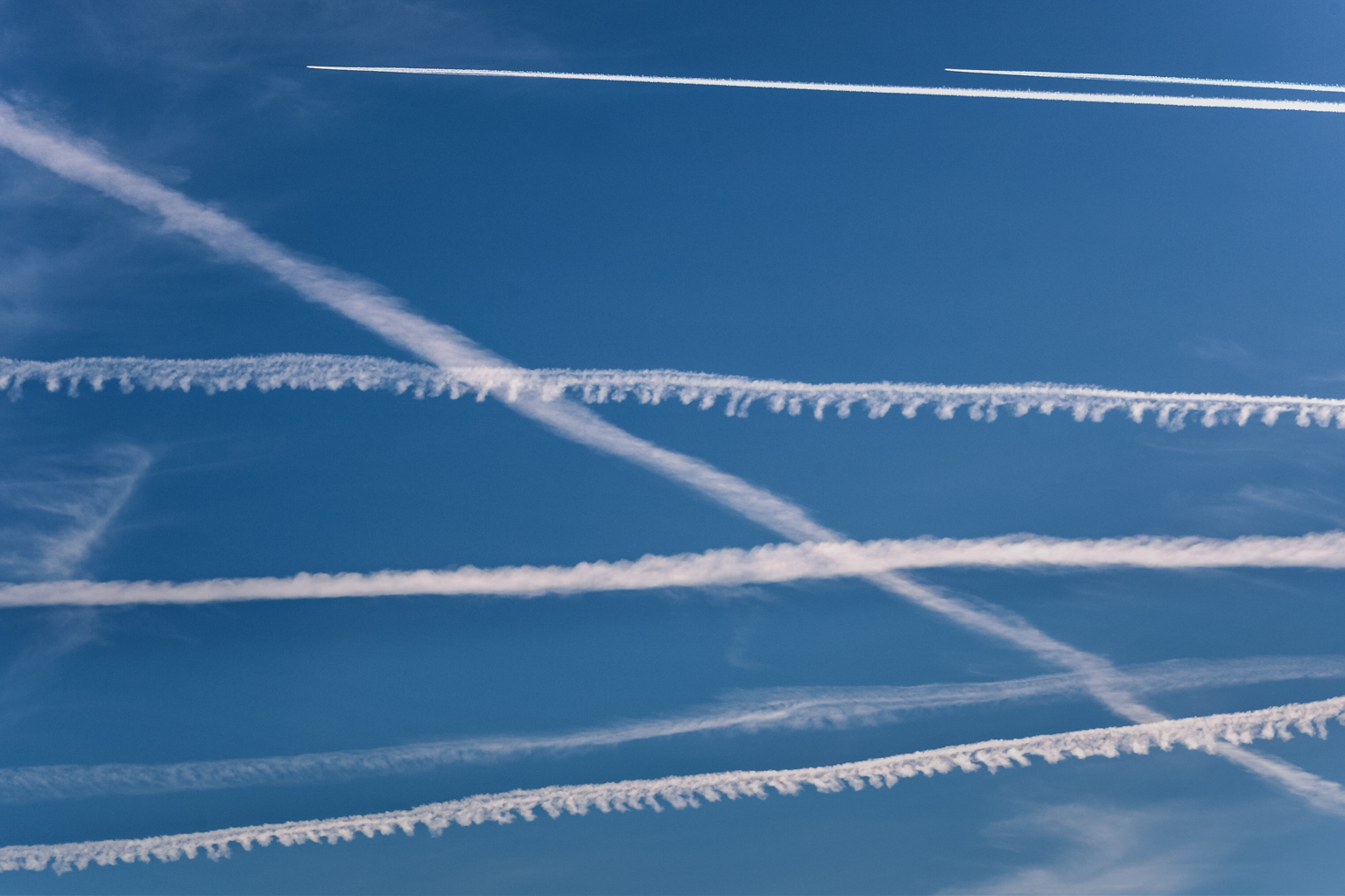 wolken_kratzer_zeichen_02