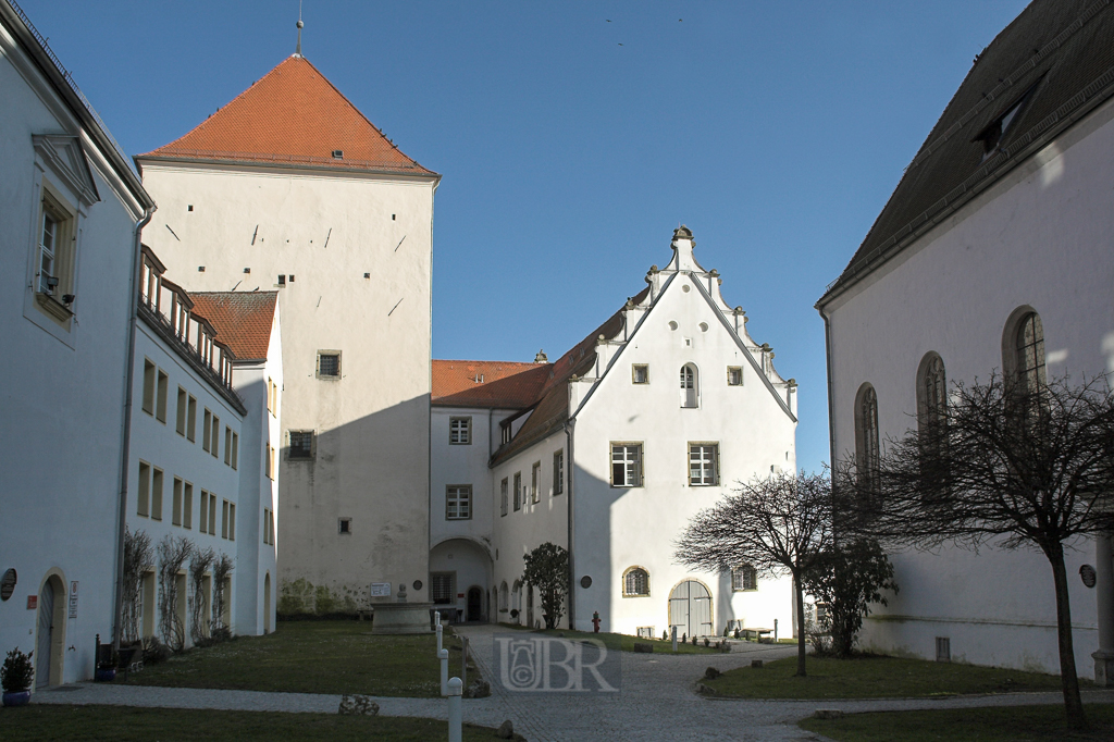 schloss_woerth_innenhof