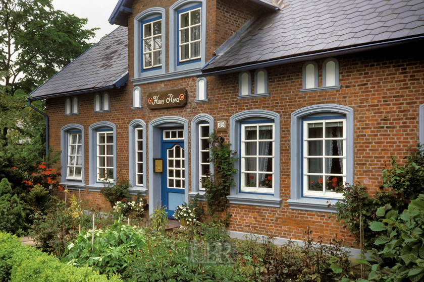 Einige Häuser in dem Dorf Oldsum-Klintum