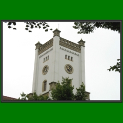 ra_01_aurich_schloss_turm.jpg