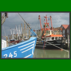 ra_02_neuharlingersiel_hafen.jpg