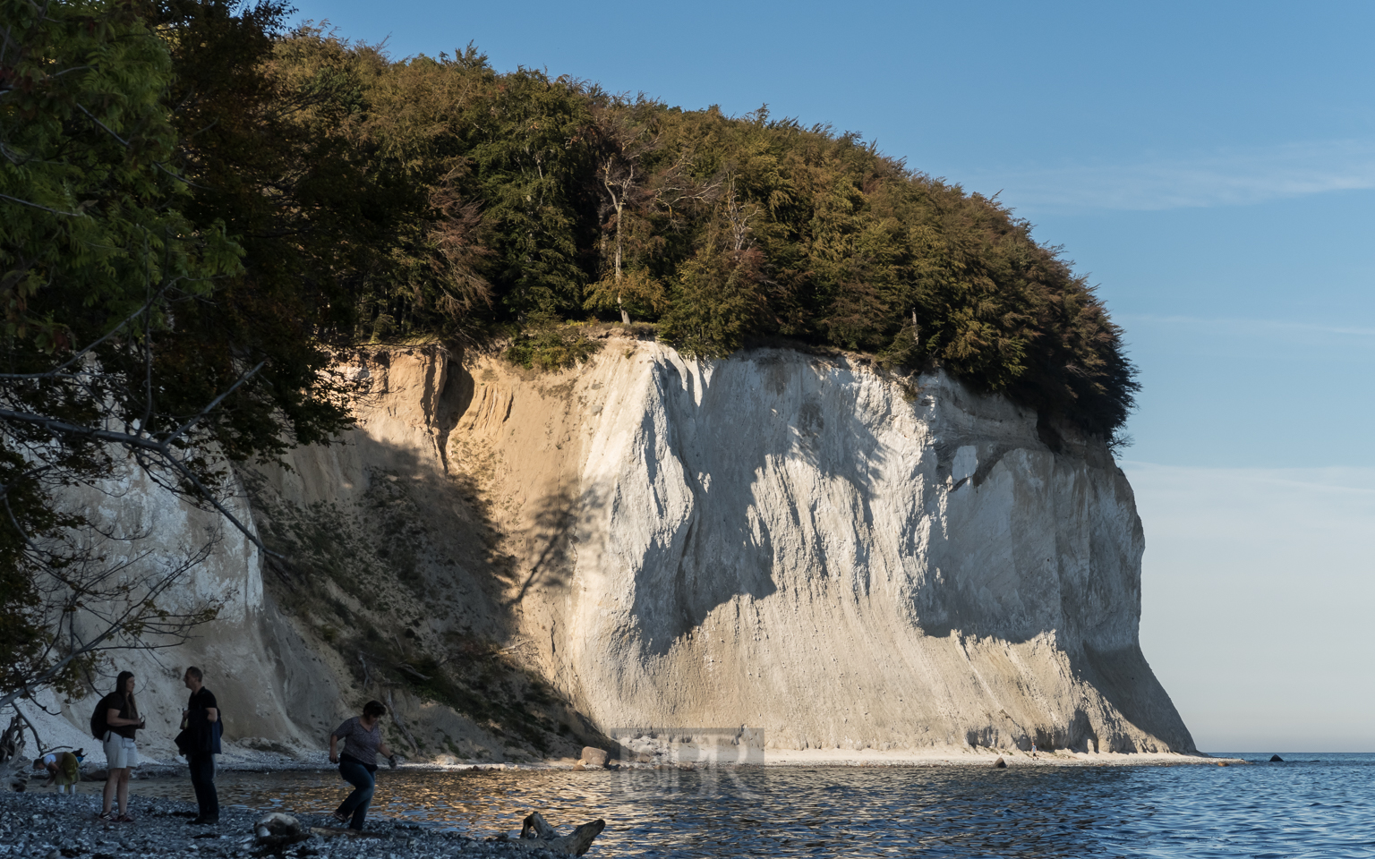 Endlich gefunden: Strand mit Kreidefelsen - nördlich von Sassnitz