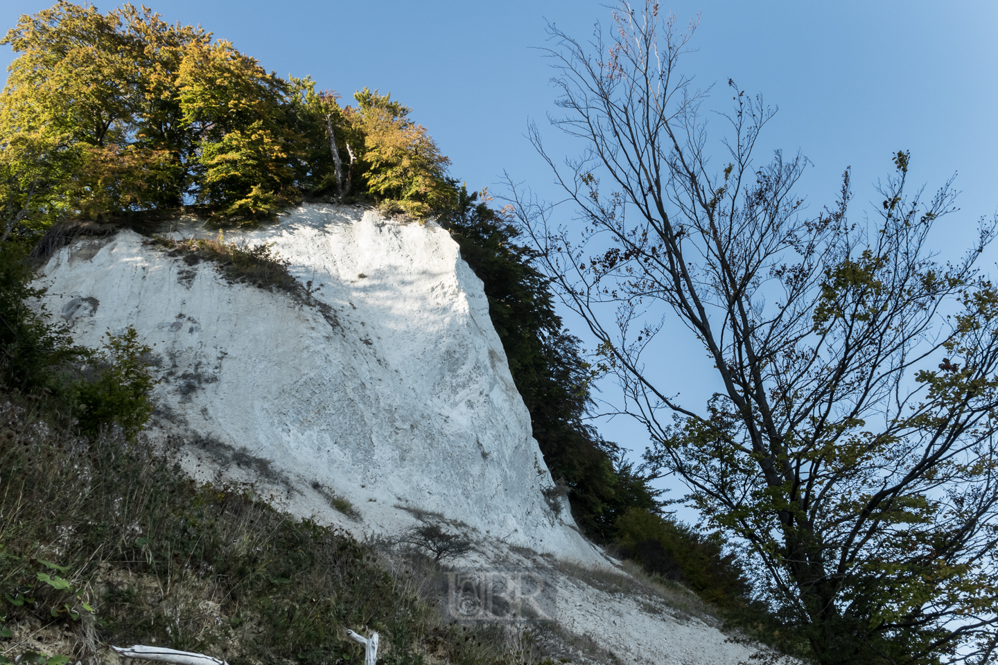 Endlich gefunden: Strand mit Kreidefelsen - nördlich von Sassnitz