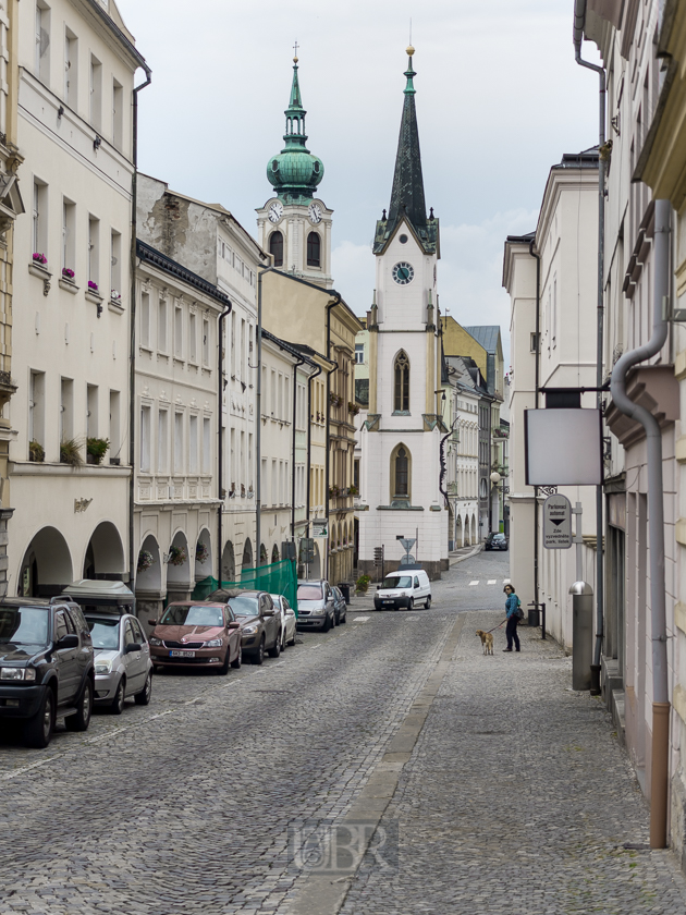 Schnappschüsse aus Trutnov (Trautenau), wo man mit Leoparden spazieren gehen kann . . .