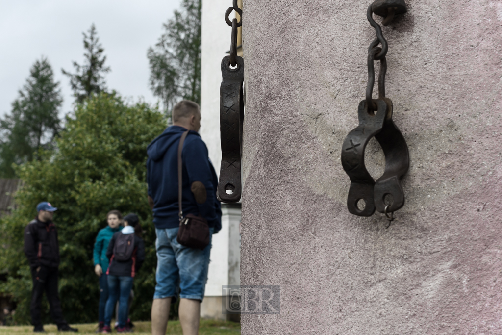 Für den künstlich angelegten Stausee mussten viele Menschen, Orte und Gebäude weichen - einiges ist in Liptovsky Dediny zusammengetragen worden und touristisch zugänglich