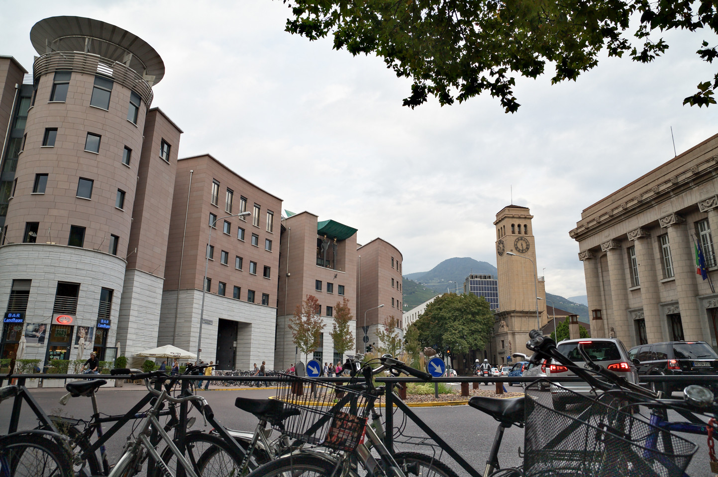 bozen_rathaus_01_bahnhof