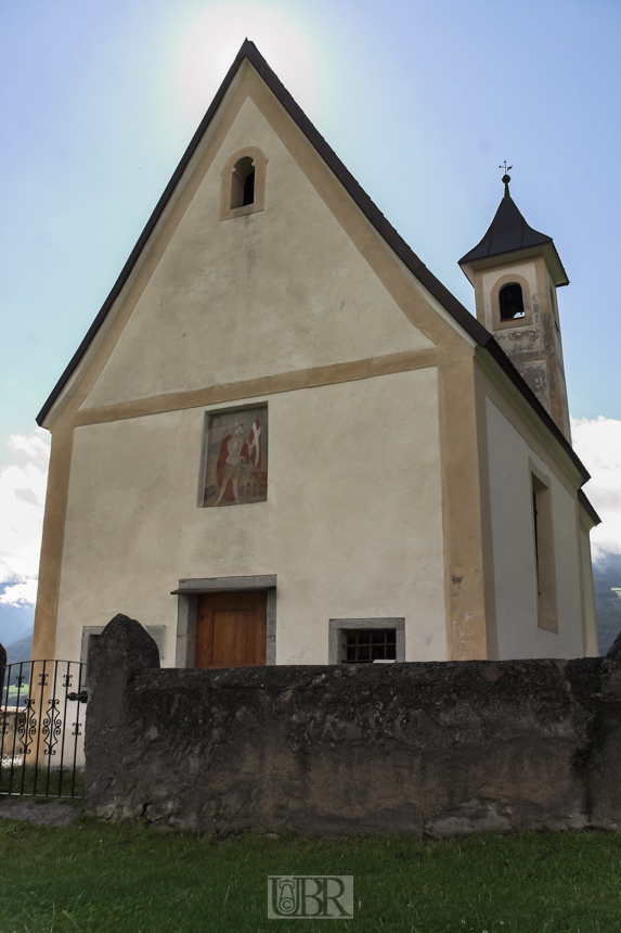 Die Kapelle gleich nebenan