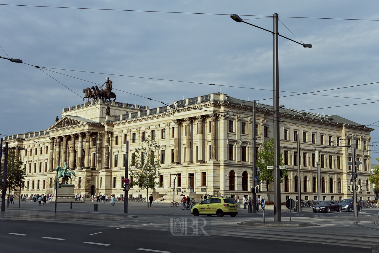 03_schloss_02_ansicht_02