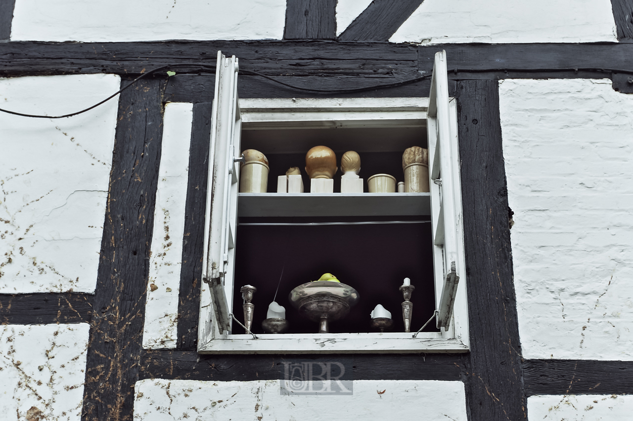 08_r-hausen_fachwerk_schaufenster_01