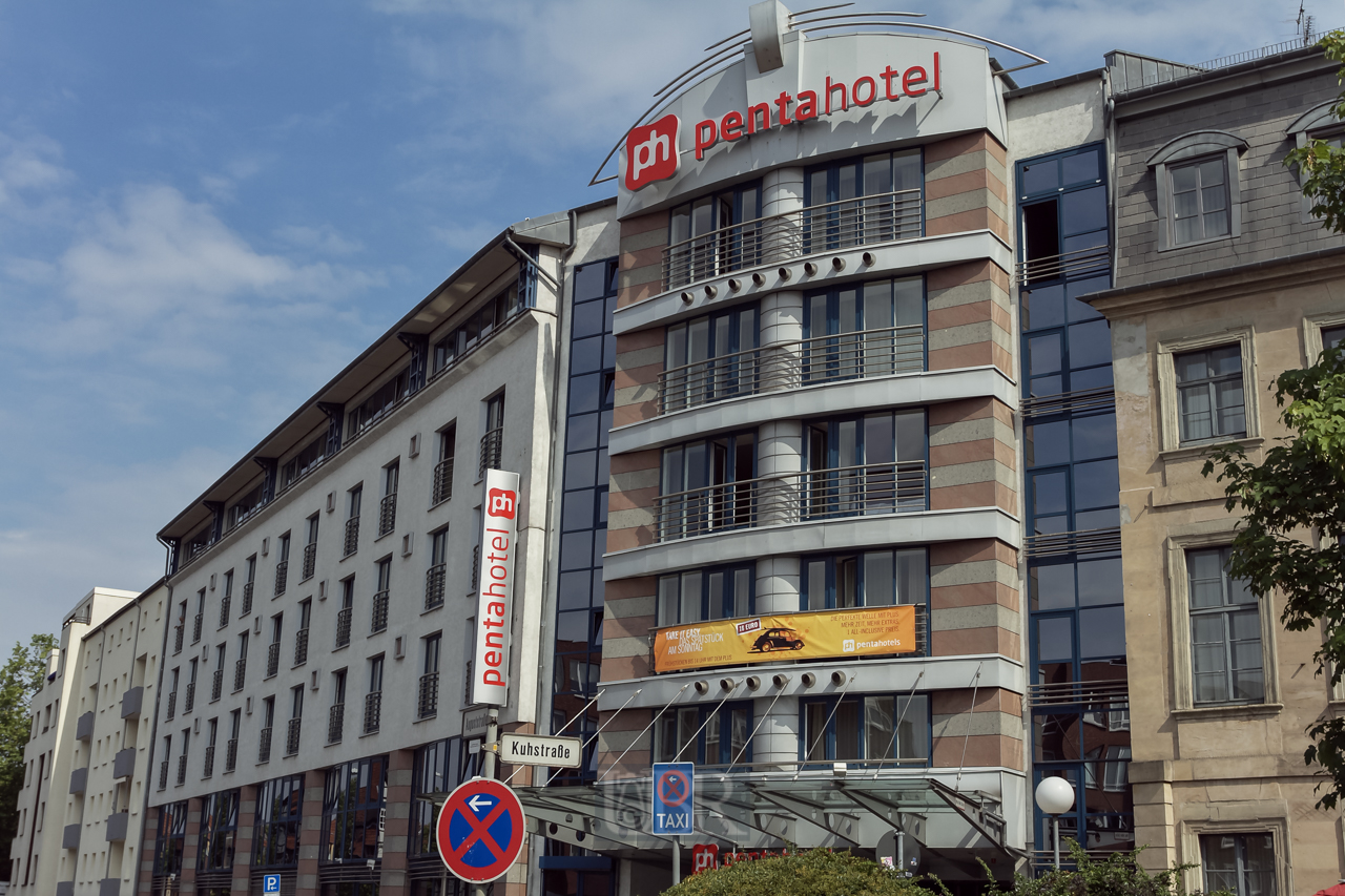 01_hotel_penta_03