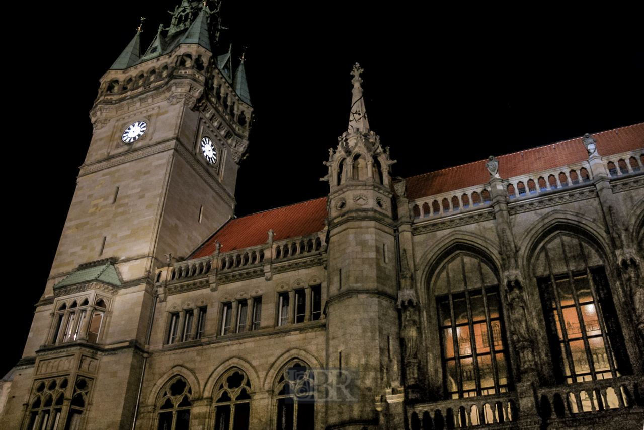 nachts_rathaus