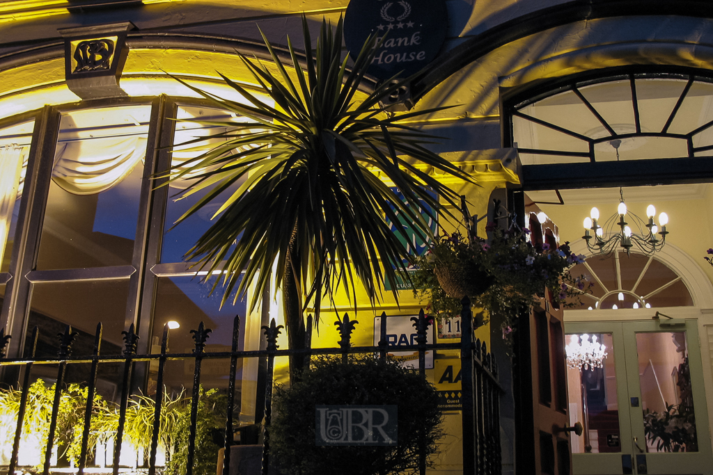 09_kinsale_by_night_02
