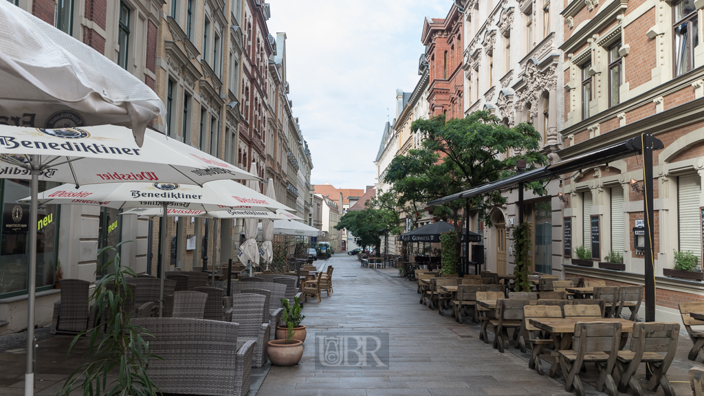 Verpflagungsmeile Sternstraße  nach dem Regen