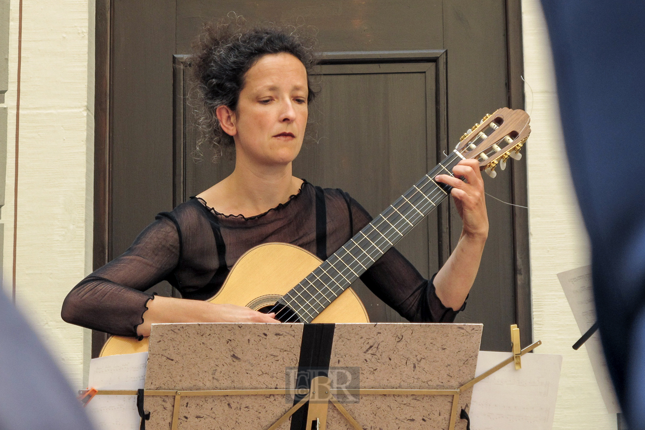 Gitarrenspiel im Bach-Museum