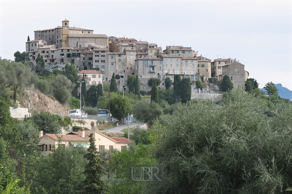 nizza_1_lou_castelet_12_carros_village