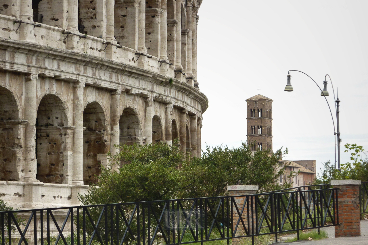 colosseum_mit_basilika