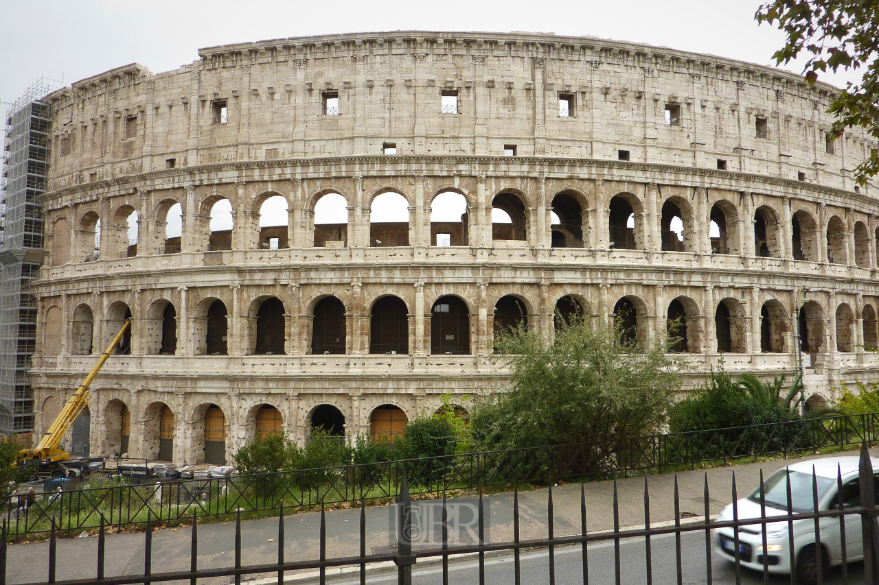 colosseum_mit_baugeruest