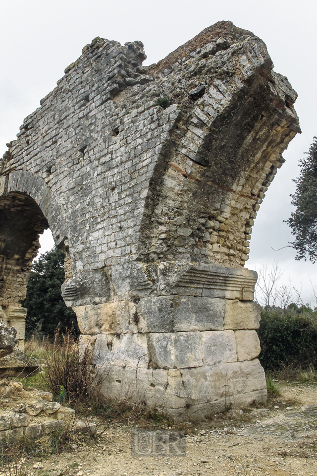 barbegal_aquaeduct_ruine_07