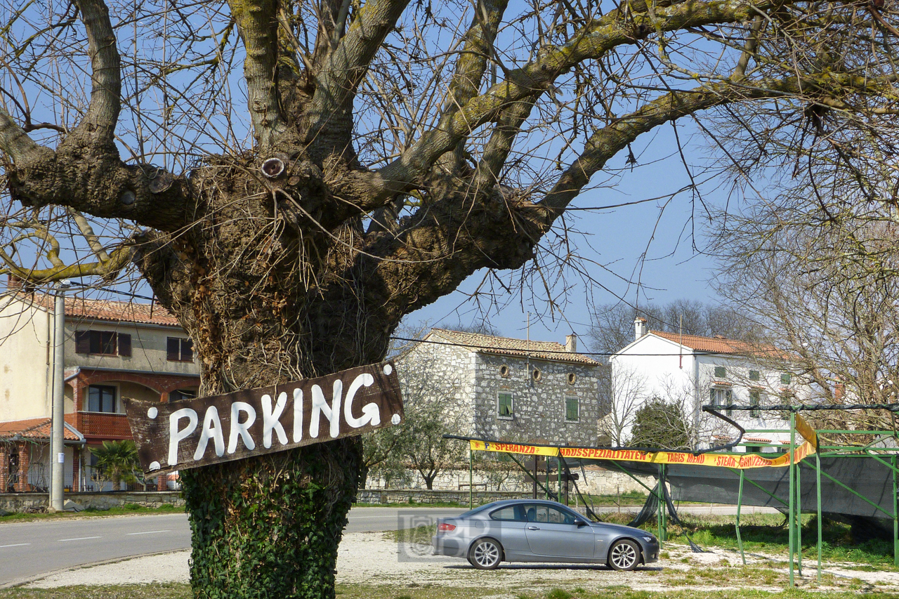 unterwegs_schild_parking