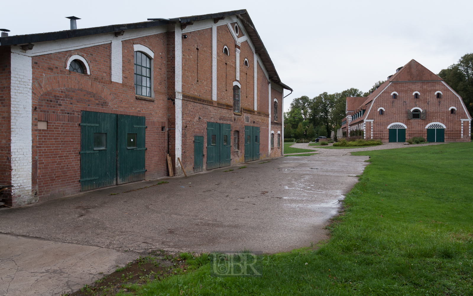 Gut Pronstorf und seine malerisch restaurierten Gebäude