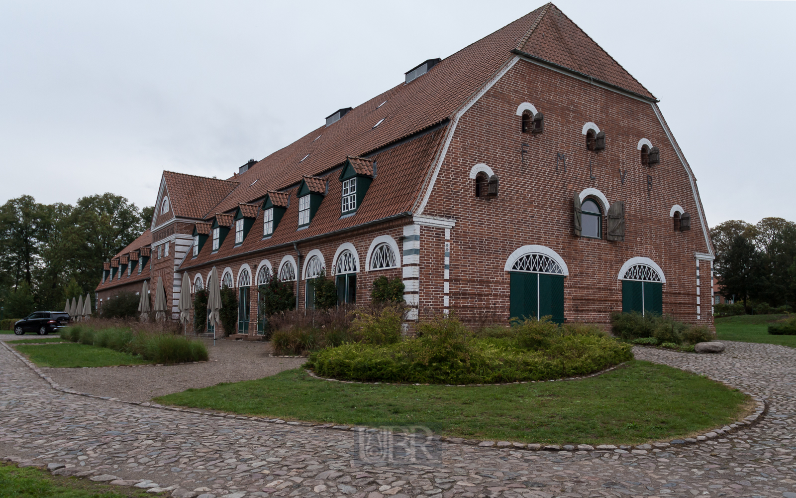 Gut Pronstorf und seine malerisch restaurierten Gebäude