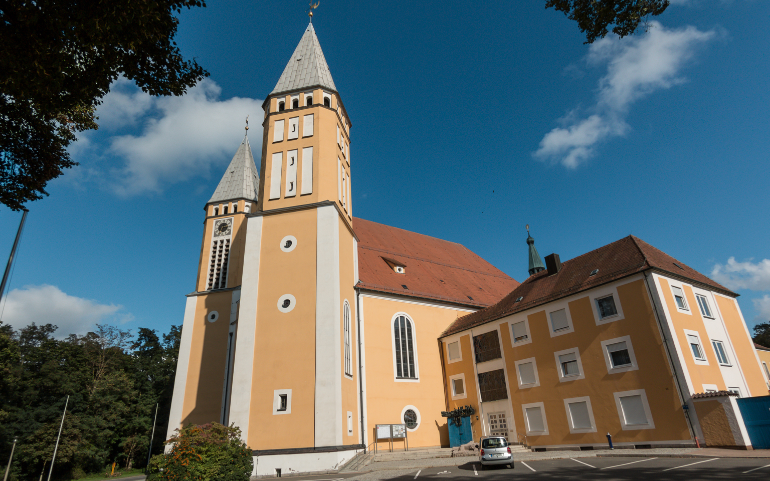 Schwandorf - Wallfahrtskirche auf dem Kreuzberg - 2025 September