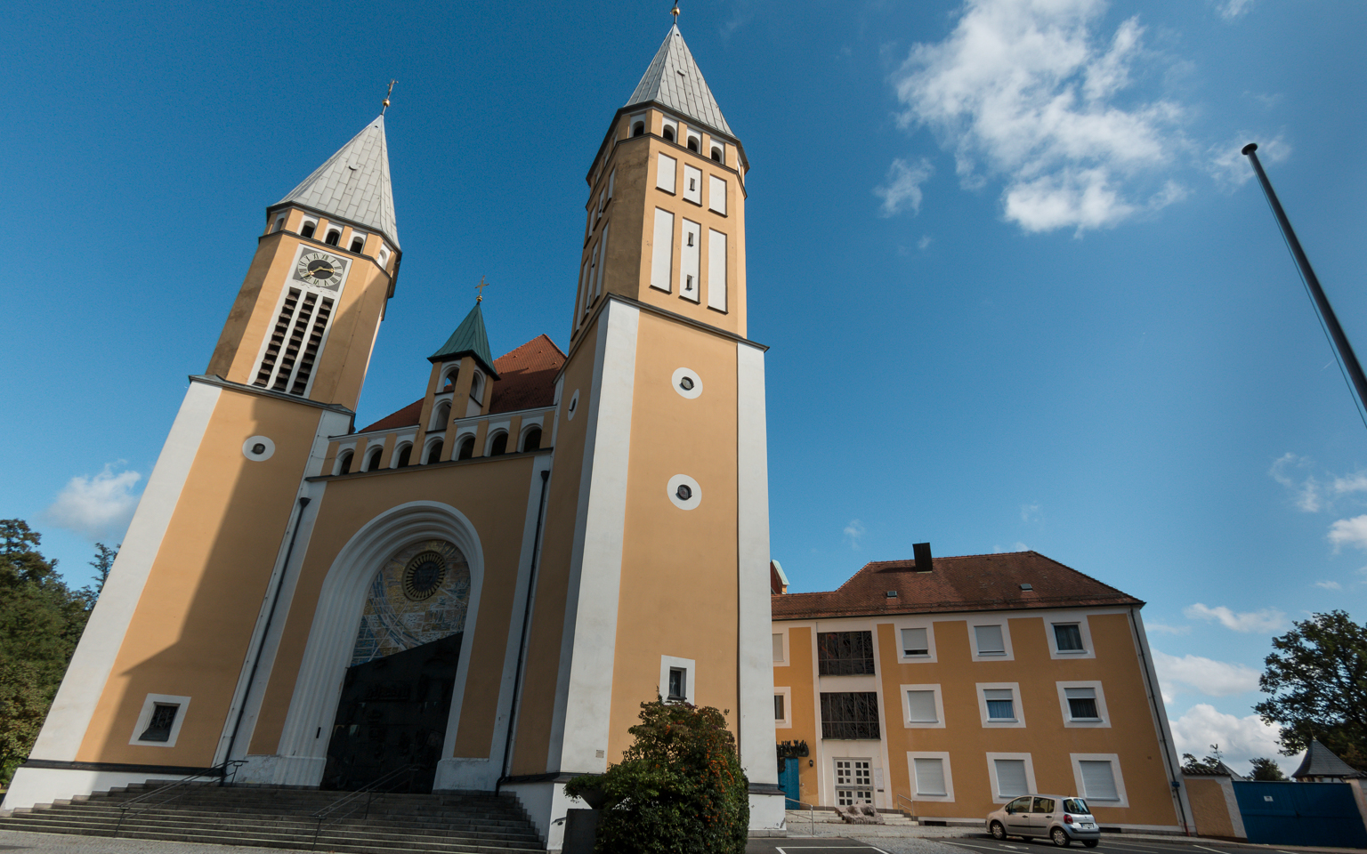 Schwandorf - Wallfahrtskirche auf dem Kreuzberg - 2025 September