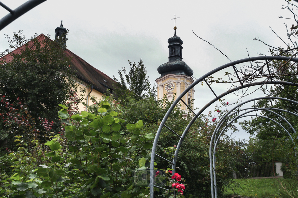 Im Kreislehrgarten in Walderbach am ehemaligen Kloster