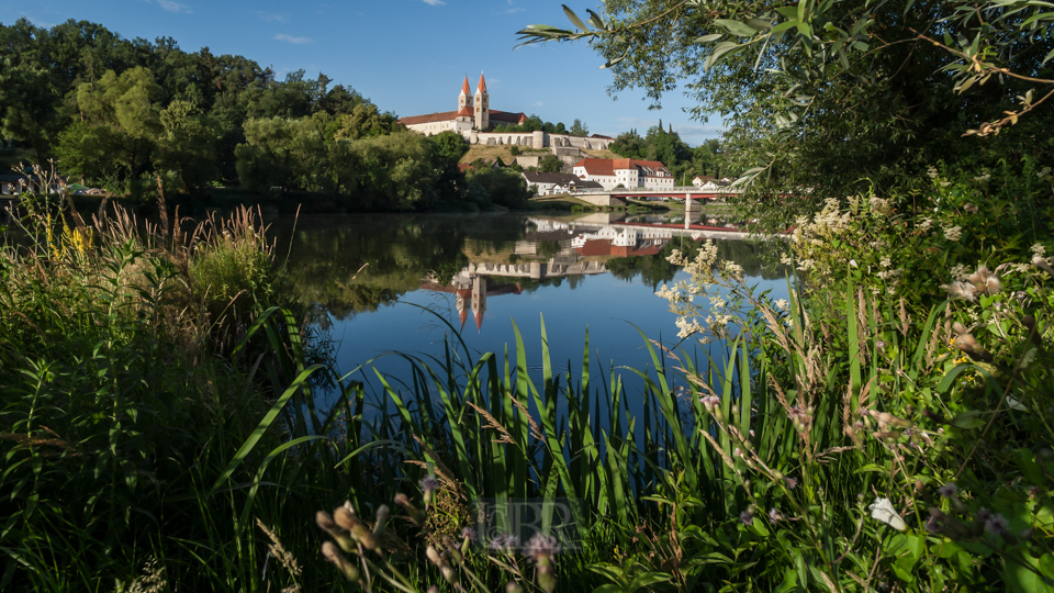 Das Kloster Reichenbach am Fluss Regen