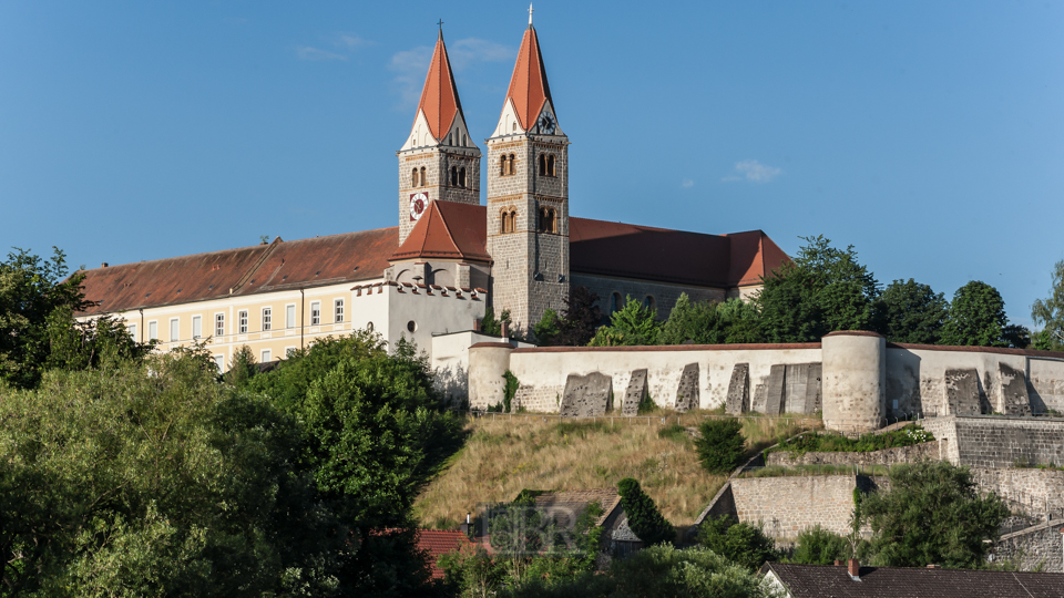 Das Kloster Reichenbach am Fluss Regen