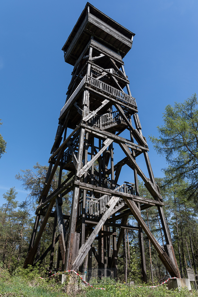 Der alte Aussichtsturm am "Pfahl" auf dem Hirschberg