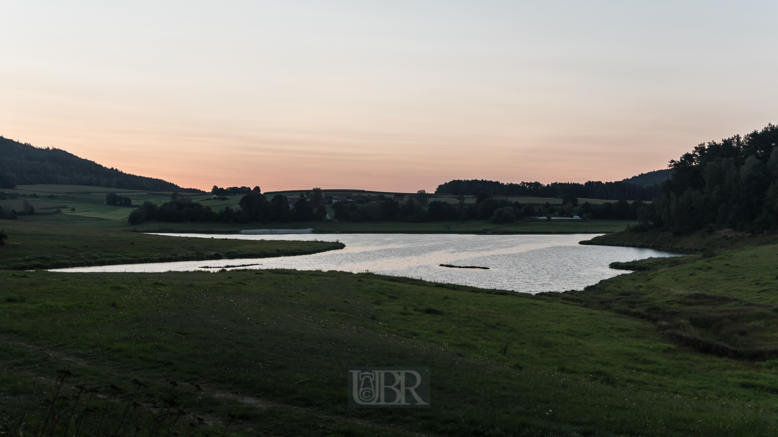 Aufnahmeeinstellungen:    43 mm   1/100 Sek. bei f / 4,5   ISO 200