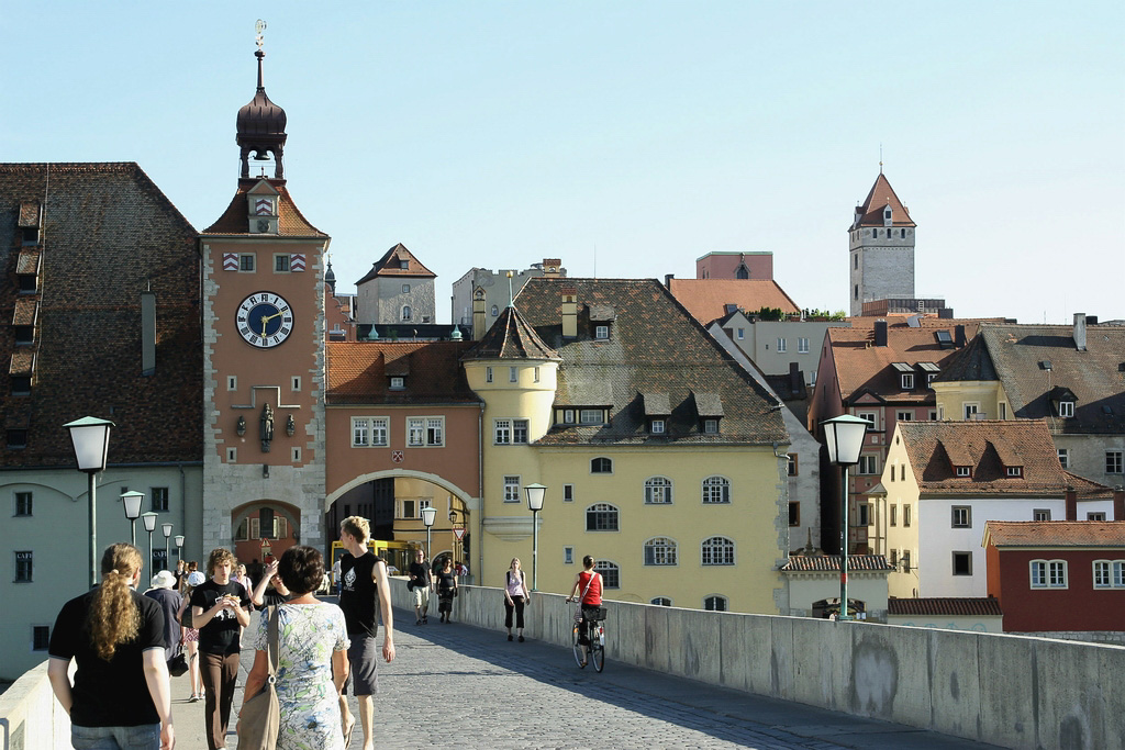 05_steinerne_bruecke_04_stadtblick