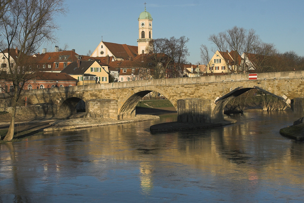 07_steinerne_bruecke_04_mit_stadtamhof