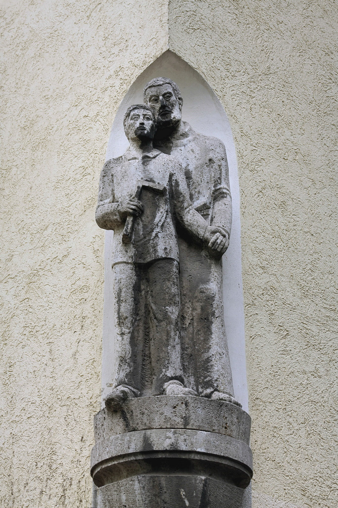 14_haus_eck_skulptur