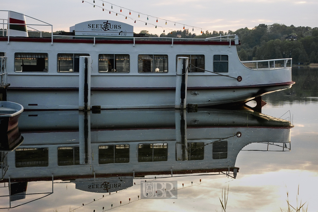 Wasser - Spiegel